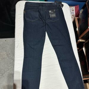 Women’s Paige Jeans Verdugo ankle size 29. Color Attica